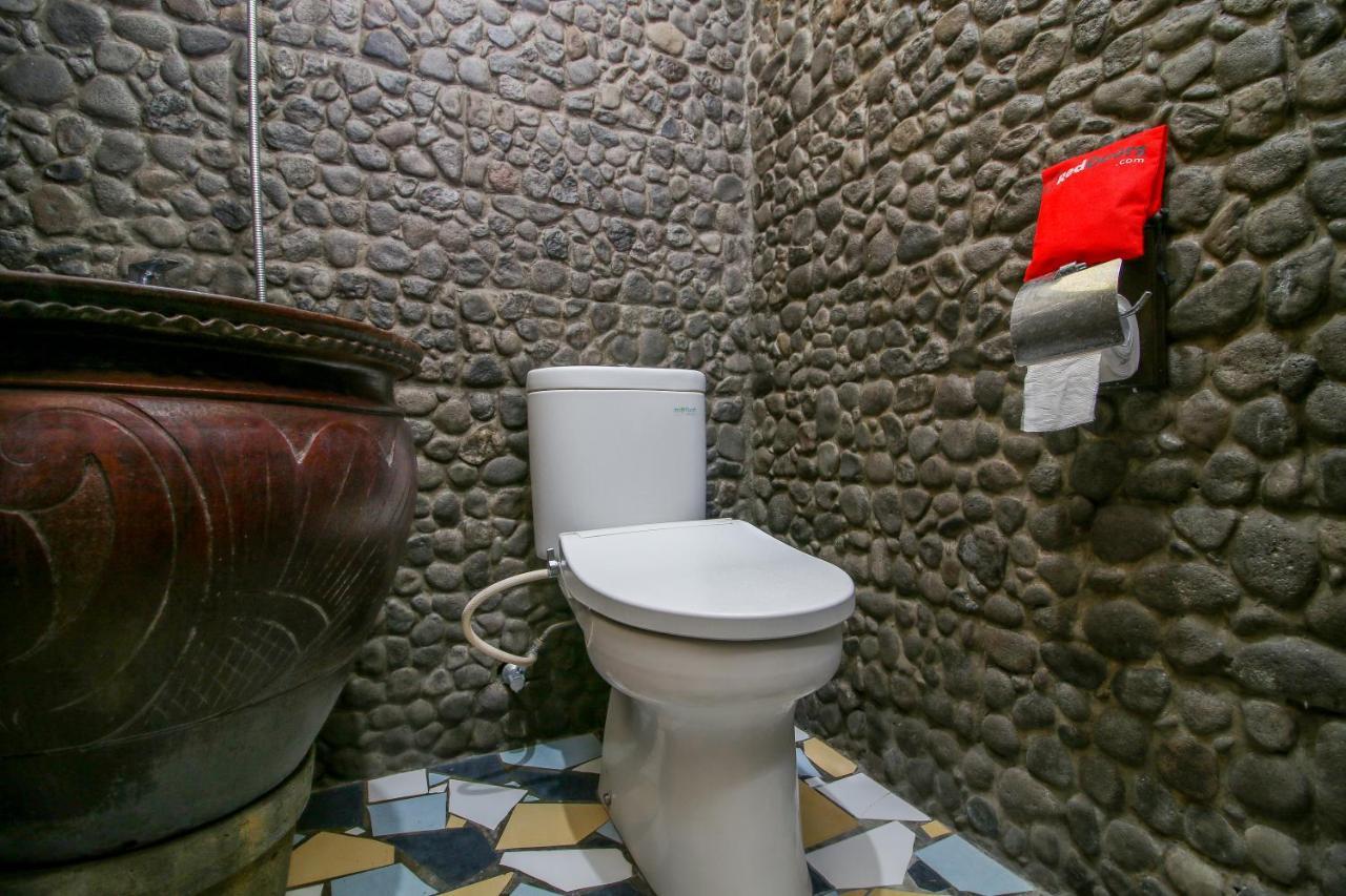 Reddoorz Plus @ Maguwo Kalasan Δωμάτιο φωτογραφία